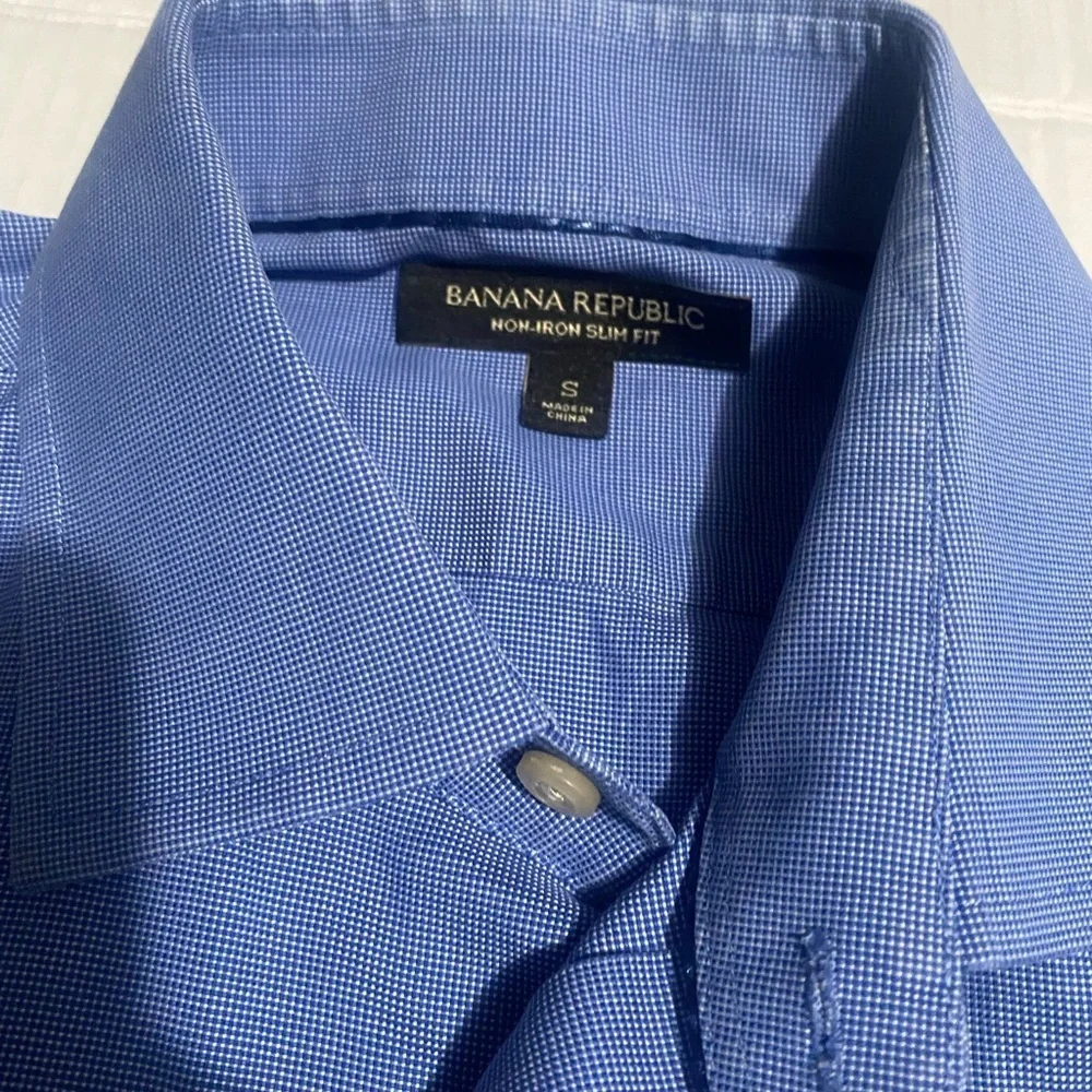 Banana Republic Blue Dress Shirt Classic Style